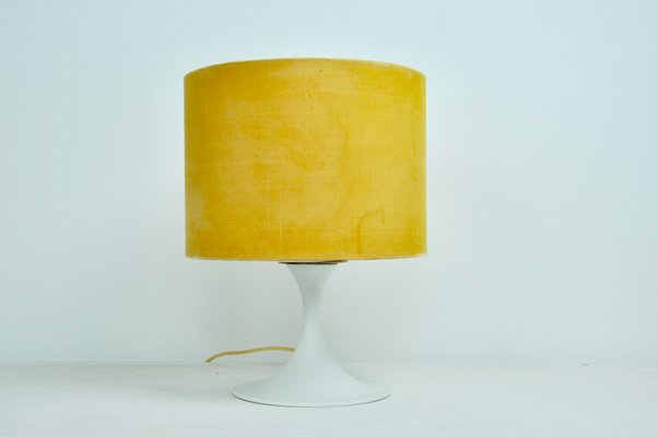 studio table lamp