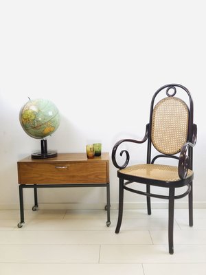 Thonet no 17 new arrivals