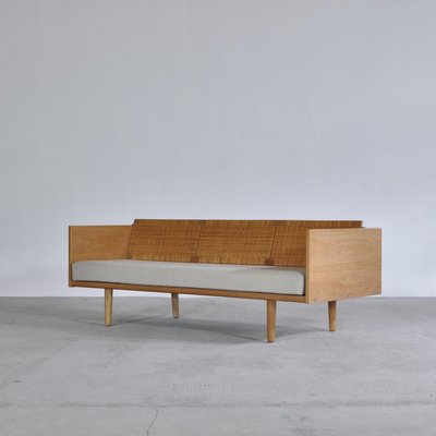 Danish Modern Ge7 Daybed In Oak And Rattan By Hans J Wegner For Getama 1960s For Sale At Pamono