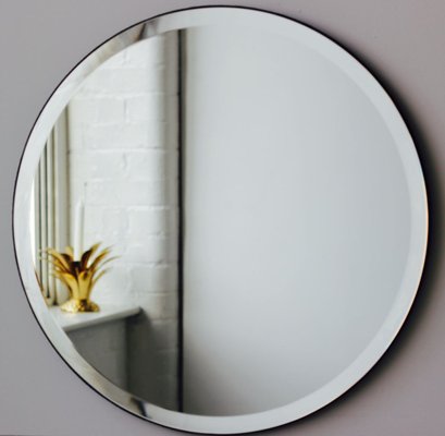 Bevelled Round Elegant Frameless Mirror, What Is A Frameless Mirror