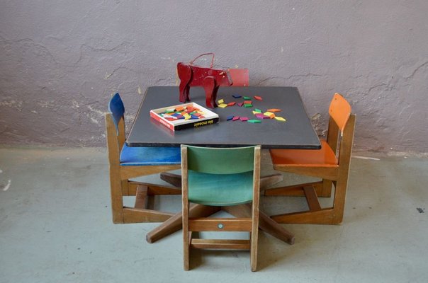 children's table with chairs