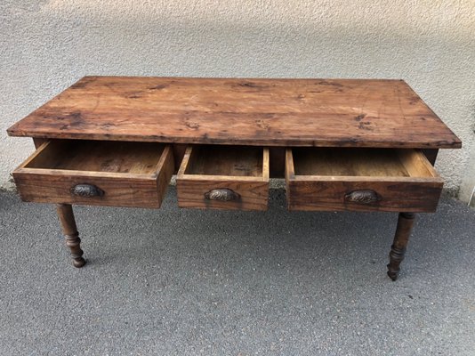 Antique Rustic Dining Table For At, Best Reclaimed Wood Dining Tables In Ecuador
