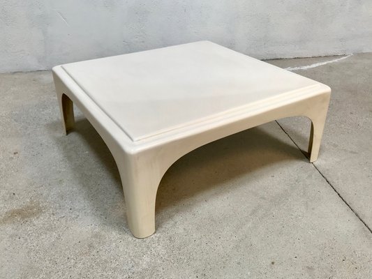 German Fiberglass Plastic Side or Coffee Table, 1960s for sale at Pamono