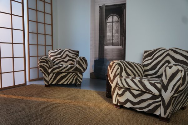 Printed chair and ottoman deals