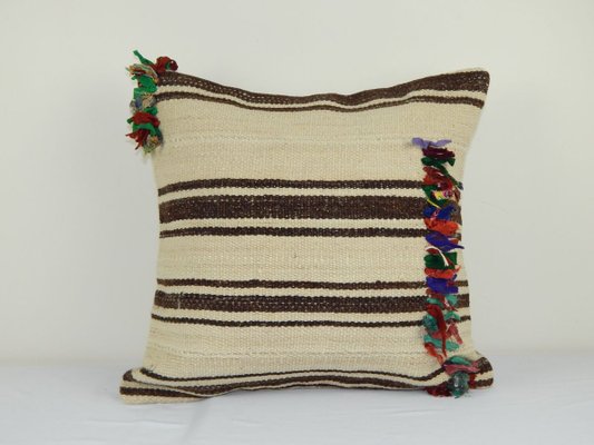 minimalist cushion covers