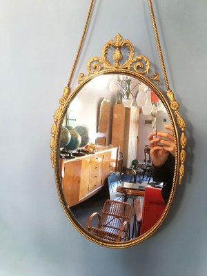 Vintage Oval Brass Mirror With Ornamental Decor For At Pamono Vintage Oval Brass Mirror With, Vintage Brass Mirror Wall Hanging