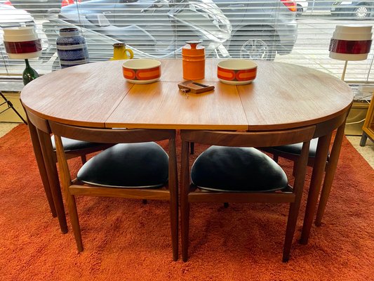 Mid Century Danish Roundette Dining, Round Tables With Chairs