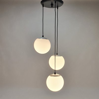 Vintage Hanging Lamp With 3 White Bowls, How Do You Measure A Globe Light Fixture