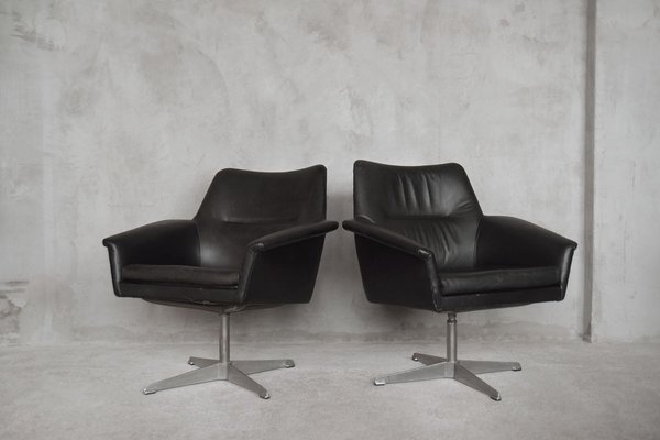 Mid Century Scandinavian Modern Black, Modern Black Leather Chairs