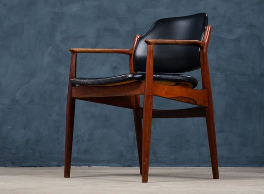 Mid-Century Danish Rosewood Armchair by Arne Vodder, 1960s for