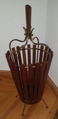 3 umbrella stand