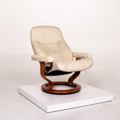 Cream Leather Consul Armchair Stool By Kein Designer For Stressless Bei Pamono Kaufen Swivel armchairs upholstered in leather, faux leather or fabric.