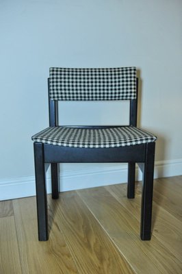 Gr69 Dining Chair In Houndstooth Upholstery By Robert Heritage For Gordon Russell 1969 For Sale At Pamono