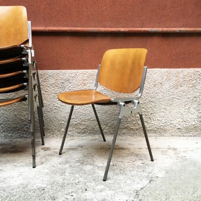 Dsc Italian Stackable Dining Chair By Giancarlo Piretti For Castelli Anonima Castelli 1960s For Sale At Pamono