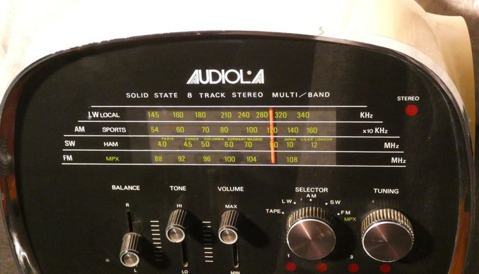 Space Age Model TCM 5500 Solid State 8 Track Stereo