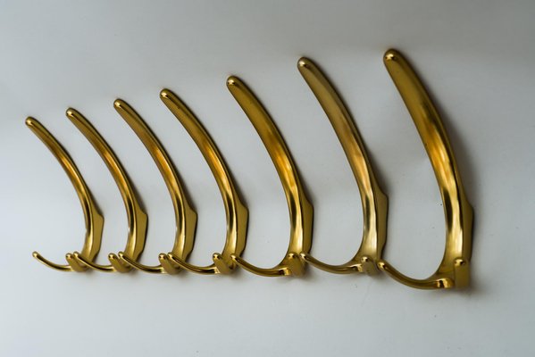Aluminum wall hooks store