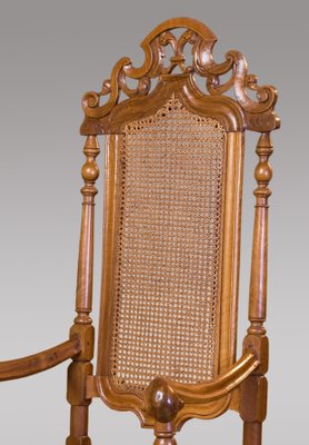 Fauteuil 17eme Siecle Antique En Noyer Sculpte Espagne En Vente