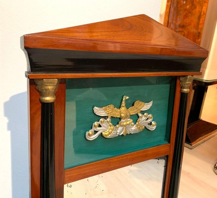 Our wood framed mirrors are made from natural cherry, maple, and walnut woods and are built to last a lifetime. pamono