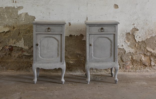 Rococo bedside table top