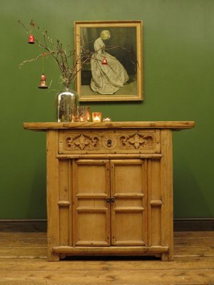 Small altar hot sale cabinet