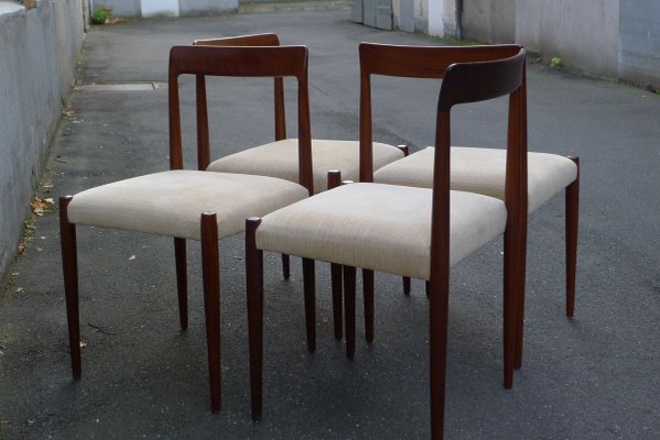 Sillas de comedor minimalistas vintage de gamuza beige de Lübke, años 60.  Juego de 4 en venta en Pamono