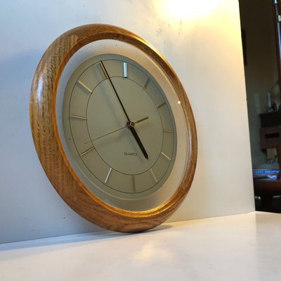 Reloj De Pared Japones Vintage De Roble Con Esfera Flotante Anos 80 En Venta En Pamono Contenido lista donde comprar un reloj de japon automatico reloj de bolsillo o madera con diseno japones en la segunda guerra mundial cualquier reloj de japon que hubiese sobrevivido costaba una. pamono