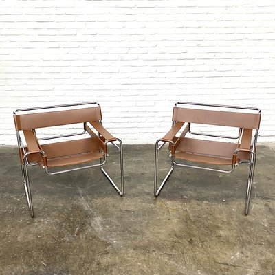 Cognacfarbene B3 Wassily Stuhle Von Marcel Breuer Fur Knoll Inc Knoll International 1980er 2er Set Bei Pamono Kaufen Cognacfarbene B3 Wassily Stuhle Von Marcel Breuer Fur Knoll Inc Knoll International 1980er 2er Set Bei Pamono Kaufen