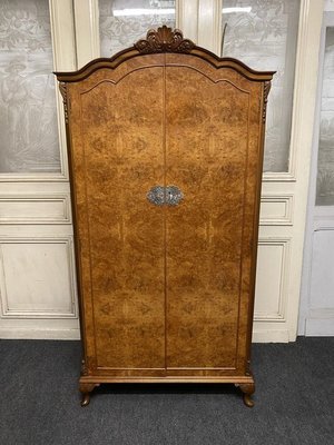 Queen Anne Burr Walnut 2 Door Wardrobe For Sale At Pamono