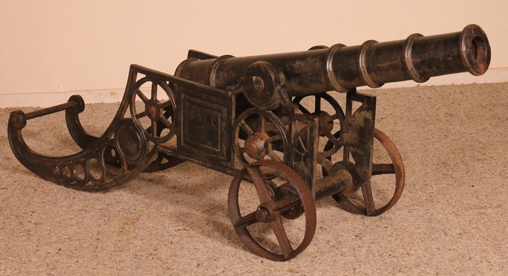 Canon Décoratif Vintage Imperial Carlos I En Bois Et Métal - Modèle Espagnol D'occasion