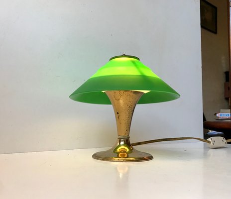 Small Vintage Italian Table Lamp In Brass And Green Glass 1950s For At Pamono Small Vintage Italian Table Lamp In, Vintage Green Glass Desk Lamp