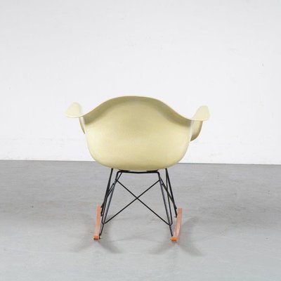 Molded plastic rocking chair deals
