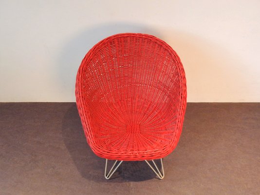 Mid Century Red Rattan Lounge Chair by Teun Velthuizen for Urotan the Netherlands 1950s for sale at Pamono