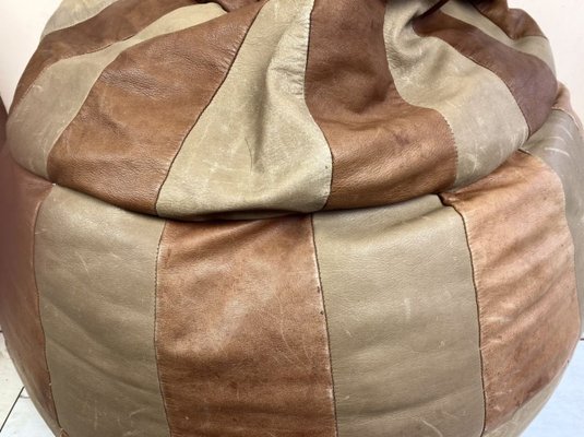 Sillón de retales de cuero marrón de de Sede, años 70 en venta en Pamono