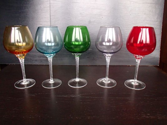 Große Rotweingläser von Made Murano Glass, 1950er, 5er Set bei Pamono kaufen