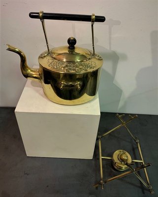 https://cdn20.pamono.com/p/g/8/0/805748_ltkif1kk44/antique-english-brass-kettle-5.jpg