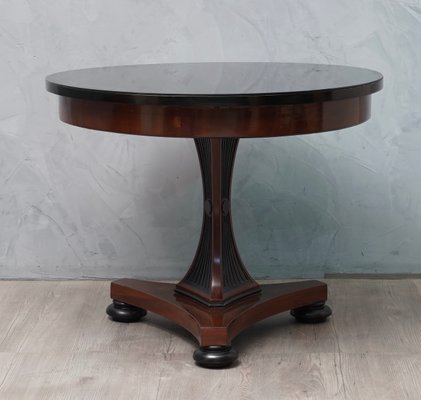 Biedermeier Round Mahogany And Black Glass Center Table 1830 For At Pamono Biedermeier Round Mahogany And Black, Center Round Table
