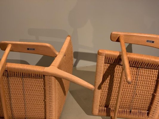 Model Ch25 Lounge Chairs By Hans J Wegner 1950s Set Of 2 For Sale At Pamono