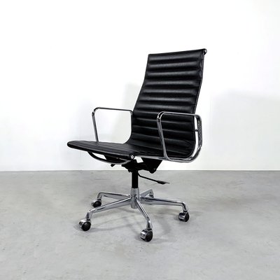 eames office chair