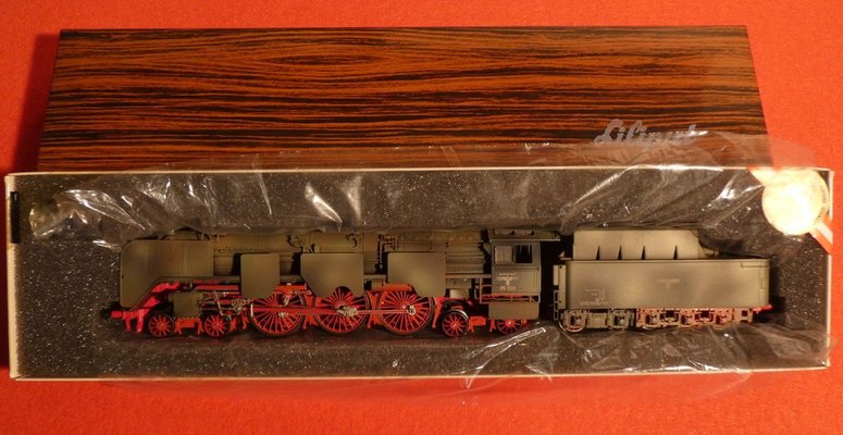 【エリザベス女王】Lilliput Lane / THE  TRAIN エリザベス女王】Lilliput Lane / THE ROYAL TRAIN - メルカリ