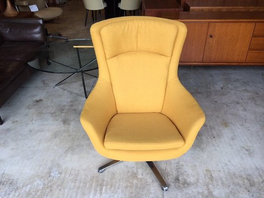 Egg Pod Lounge Chair, 1960s for sale at Pamono