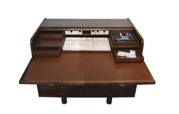 roller desk