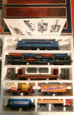 Treno merci SNCF di Transport Cars Mercedes SNCF di Lima, Italia, anni '70,  set di 10