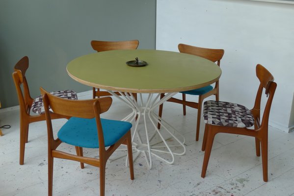 Atomic dining table online