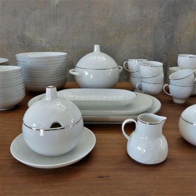 Geschirrset von Bjørn Wiinblad für Rosenthal, 1960er, 81er Set bei Pamono kaufen