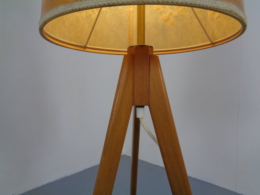 Vintage tripod lamp
