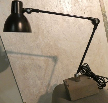 Lampada da tavolo industriale con base in pietra di Officina di Ricerca,  circa anni '70 in vendita su Pamono
