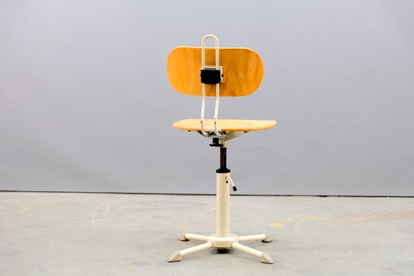 Vintage retro office chair store