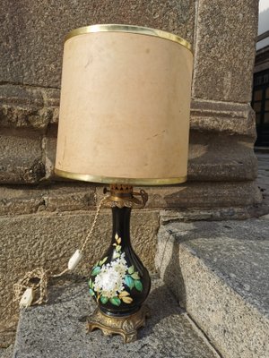 Communistisch atmosfeer stroomkring Antique Table Lamp for sale at Pamono