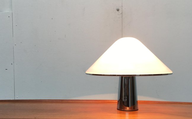 伊70s lamp made in Italy イタリア ヴィンテージ Vintage Italian 4035 Elpis Table Lamp from Guzzini for sale at Pamono