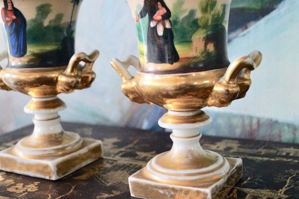 Antike Porzellan Medici Vasen, 2er Set bei Pamono kaufen